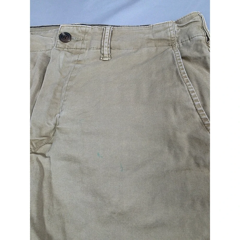 American Eagle Classic Next Level Flex Khaki Chino Shorts Mens 31 Tan Stretch